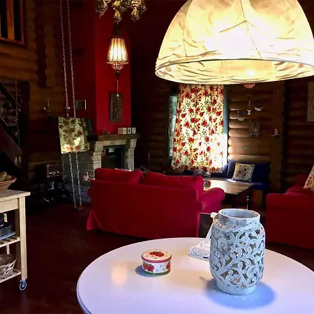 365 Private Log House Villa *